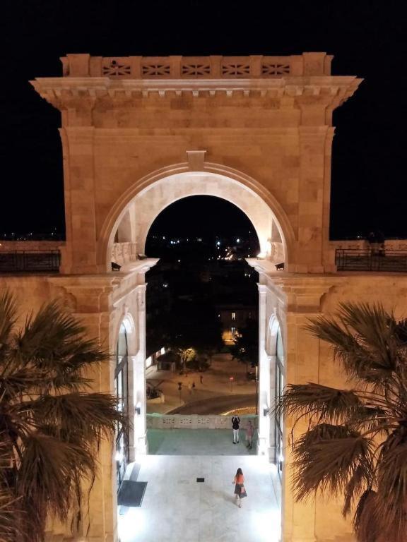 Bastione Home - Casa "Vicky" Cagliari Luaran gambar